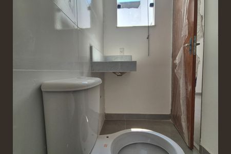 Casa de condomínio à venda com 100m², 2 quartos e 1 vagaBanheiro da Suíte 2