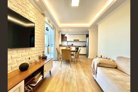 Apartamento à venda com 60m², 2 quartos e 1 vaga Apartamento à venda com 60m², 2 quartos e 1 vagaSala