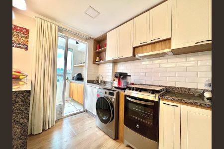 Apartamento à venda com 60m², 2 quartos e 1 vaga Apartamento à venda com 60m², 2 quartos e 1 vagaCozinha