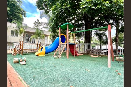 Apartamento à venda com 60m², 2 quartos e 1 vaga Apartamento à venda com 60m², 2 quartos e 1 vagaÁrea comum - Playground