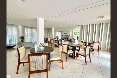 Apartamento à venda com 60m², 2 quartos e 1 vaga Apartamento à venda com 60m², 2 quartos e 1 vagaÁrea comum - Salão de festas