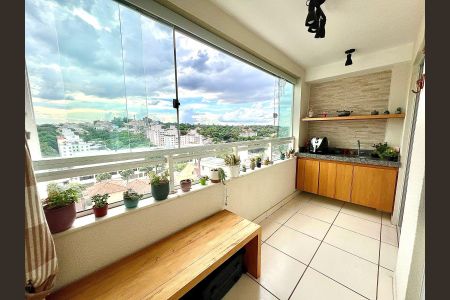 Apartamento à venda com 60m², 2 quartos e 1 vaga Apartamento à venda com 60m², 2 quartos e 1 vagaVaranda da Sala