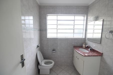 Casa à venda com 125m², 4 quartos e 1 vagaBanheiro