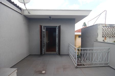 Casa à venda com 125m², 4 quartos e 1 vagaQuarto 3 - Varanda