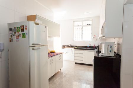 Apartamento à venda com 180m², 4 quartos e 2 vagasCozinha