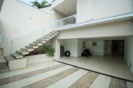 Casa à venda com 285m², 3 quartos e 4 vagasGaragem