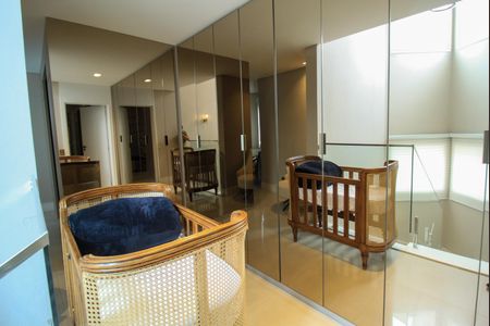 Casa à venda com 285m², 3 quartos e 4 vagasCorredor