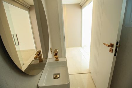 Casa à venda com 285m², 3 quartos e 4 vagasÁrea comum - Banheiro