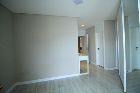 Casa à venda com 285m², 3 quartos e 4 vagasQuarto 2