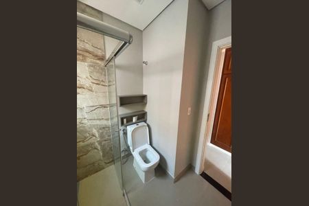 Apartamento à venda com 68m², 2 quartos e 1 vaga Apartamento à venda com 68m², 2 quartos e 1 vagaBanheiro