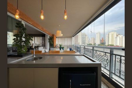 Apartamento à venda com 274m², 4 quartos e 5 vagas Apartamento à venda com 274m², 4 quartos e 5 vagasFoto 01