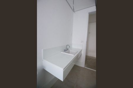 Apartamento à venda com 226m², 3 quartos e 3 vagasBanheiro da Suíte 2