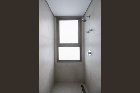 Apartamento à venda com 226m², 3 quartos e 3 vagasBanheiro da Suíte 2