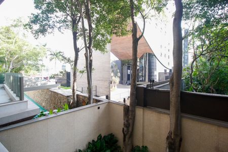 Apartamento à venda com 226m², 3 quartos e 3 vagasVista da Suíte 1