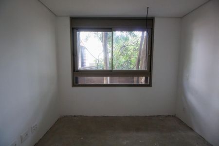 Apartamento à venda com 226m², 3 quartos e 3 vagasSuíte 2