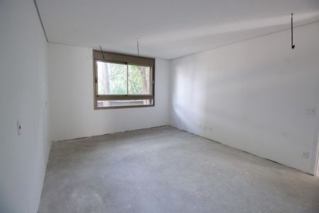 Apartamento à venda com 226m², 3 quartos e 3 vagasSuíte 1