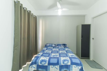 Studio à venda com 28m², 1 quarto e sem vaga Studio à venda com 28m², 1 quarto e sem vagaSala/Quarto