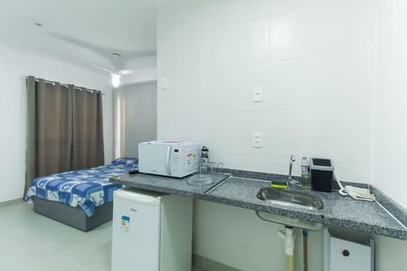Studio à venda com 28m², 1 quarto e sem vaga Studio à venda com 28m², 1 quarto e sem vagaCozinha