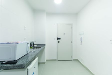 Studio à venda com 28m², 1 quarto e sem vaga Studio à venda com 28m², 1 quarto e sem vagaCozinha