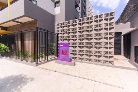 Studio à venda com 28m², 1 quarto e sem vaga Studio à venda com 28m², 1 quarto e sem vagaFachada