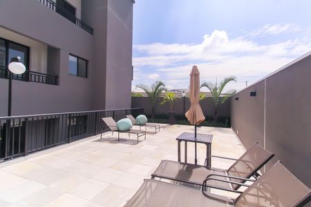 Studio à venda com 28m², 1 quarto e sem vaga Studio à venda com 28m², 1 quarto e sem vagaÁrea comum - Piscina