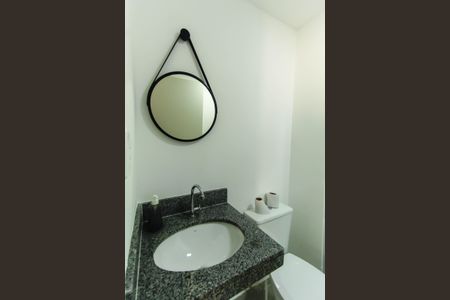 Studio à venda com 28m², 1 quarto e sem vaga Studio à venda com 28m², 1 quarto e sem vagaBanheiro