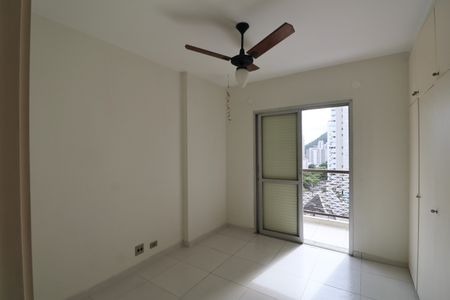 Apartamento para alugar com 115m², 4 quartos e 2 vagas Apartamento para alugar com 115m², 4 quartos e 2 vagasQuarto