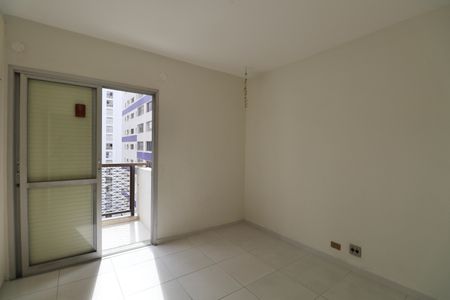 Apartamento para alugar com 115m², 4 quartos e 2 vagas Apartamento para alugar com 115m², 4 quartos e 2 vagasQuarto 2
