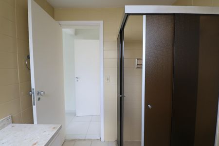 Apartamento para alugar com 115m², 4 quartos e 2 vagas Apartamento para alugar com 115m², 4 quartos e 2 vagasBanheiro Suíte