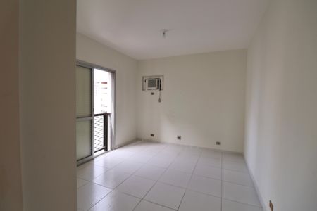 Apartamento para alugar com 115m², 4 quartos e 2 vagas Apartamento para alugar com 115m², 4 quartos e 2 vagasQuarto Suíte