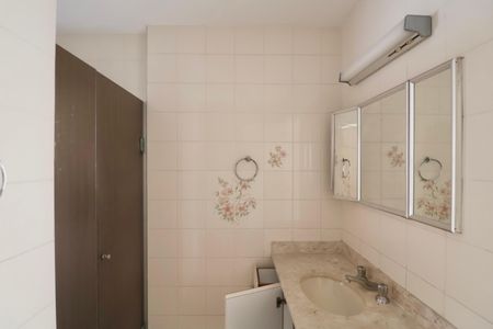 Apartamento para alugar com 115m², 4 quartos e 2 vagas Apartamento para alugar com 115m², 4 quartos e 2 vagasBanheiro Social
