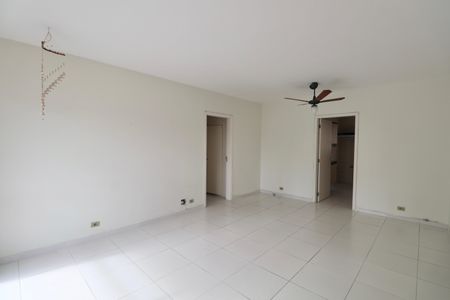 Apartamento para alugar com 115m², 4 quartos e 2 vagas Apartamento para alugar com 115m², 4 quartos e 2 vagasSala