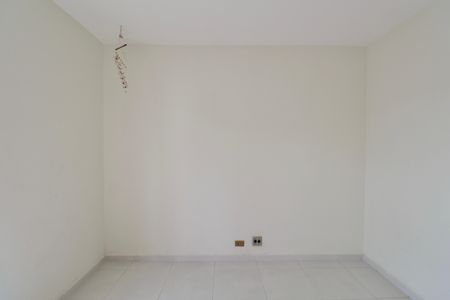 Apartamento para alugar com 115m², 4 quartos e 2 vagas Apartamento para alugar com 115m², 4 quartos e 2 vagasQuarto