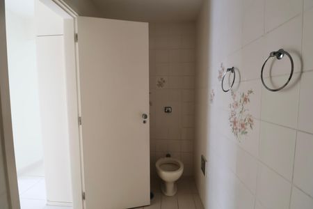 Apartamento para alugar com 115m², 4 quartos e 2 vagas Apartamento para alugar com 115m², 4 quartos e 2 vagasBanheiro Social