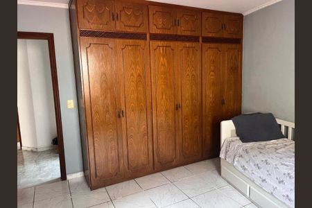 Casa à venda com 332m², 4 quartos e 5 vagas Casa à venda com 332m², 4 quartos e 5 vagasFoto 16