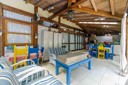 Casa de condomínio à venda com 260m², 3 quartos e 3 vagas Casa de condomínio à venda com 260m², 3 quartos e 3 vagasÁrea de Lazer
