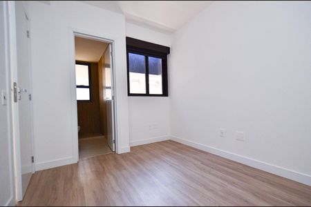 Apartamento à venda com 110m², 3 quartos e 2 vagas Apartamento à venda com 110m², 3 quartos e 2 vagasSuite3