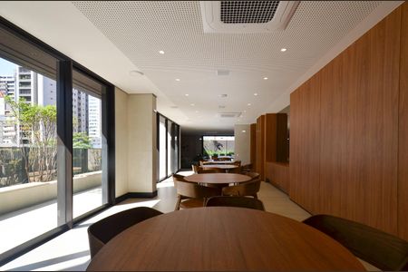 Apartamento à venda com 110m², 3 quartos e 2 vagas Apartamento à venda com 110m², 3 quartos e 2 vagasSalao de festas