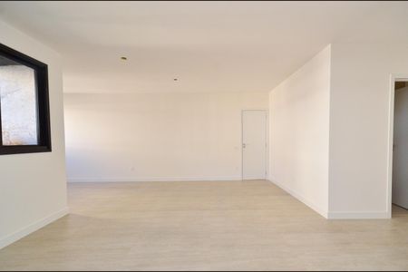 Apartamento à venda com 110m², 3 quartos e 2 vagas Apartamento à venda com 110m², 3 quartos e 2 vagasSala 2 ambientes