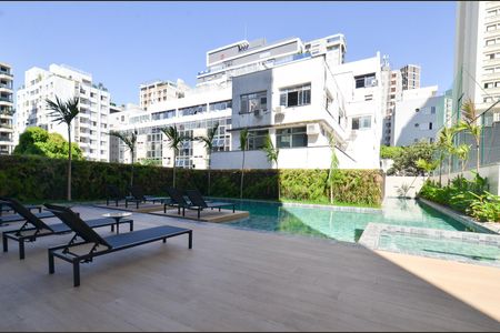Apartamento à venda com 110m², 3 quartos e 2 vagas Apartamento à venda com 110m², 3 quartos e 2 vagasPiscina