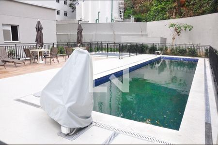 Apartamento para alugar com 39m², 2 quartos e sem vagaÁrea comum - Piscina