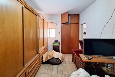 Casa à venda com 65m², 3 quartos e 2 vagas Casa à venda com 65m², 3 quartos e 2 vagasSuíte 2