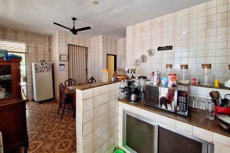 Casa à venda com 65m², 3 quartos e 2 vagas Casa à venda com 65m², 3 quartos e 2 vagasCozinha