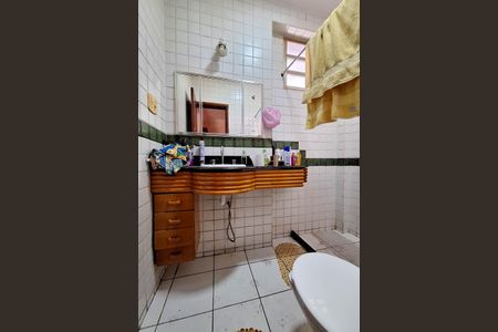 Casa à venda com 65m², 3 quartos e 2 vagas Casa à venda com 65m², 3 quartos e 2 vagasBanheiro da Suíte 1