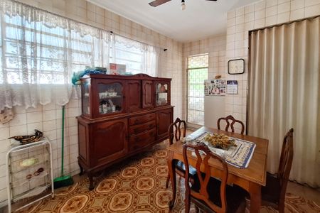 Casa à venda com 65m², 3 quartos e 2 vagas Casa à venda com 65m², 3 quartos e 2 vagasCozinha