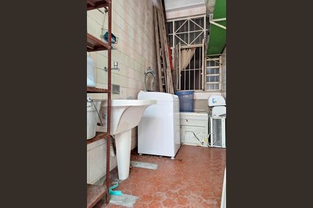 Casa à venda com 65m², 3 quartos e 2 vagas Casa à venda com 65m², 3 quartos e 2 vagasÁrea de Serviço