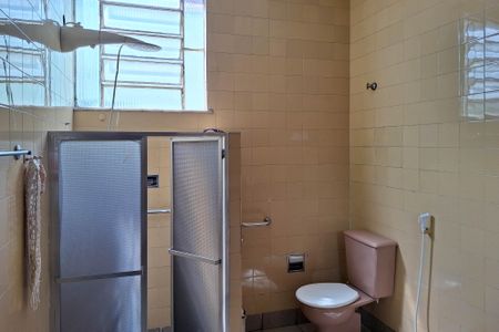 Casa à venda com 65m², 3 quartos e 2 vagas Casa à venda com 65m², 3 quartos e 2 vagasBanheiro Social