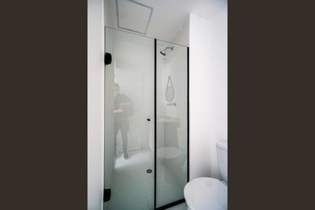 Apartamento para alugar com 27m², 1 quarto e sem vaga Apartamento para alugar com 27m², 1 quarto e sem vagaBanheiro da suíte