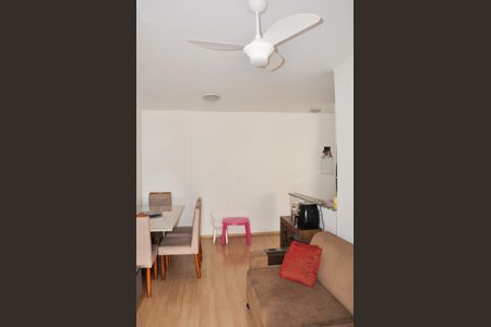 Apartamento à venda com 69m², 3 quartos e 2 vagas Apartamento à venda com 69m², 3 quartos e 2 vagasSala de Jantar