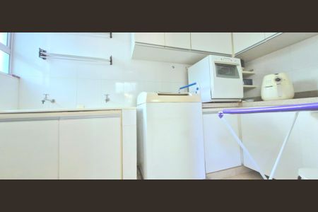 Casa de condomínio à venda com 1000m², 6 quartos e 5 vagasCozinha 2